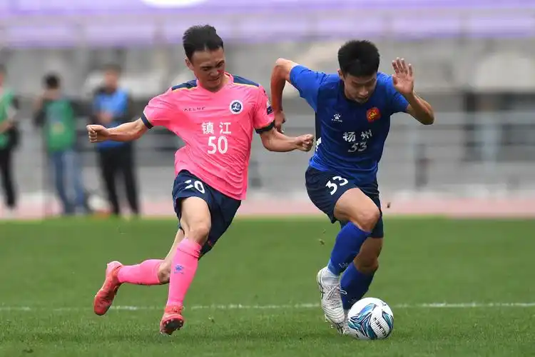 欧冠对决：巴塞罗那 VS 尤文图斯
